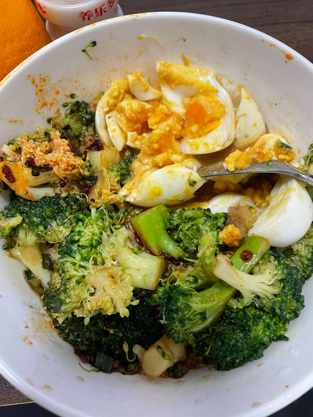 减脂餐西兰花拌鸡蛋