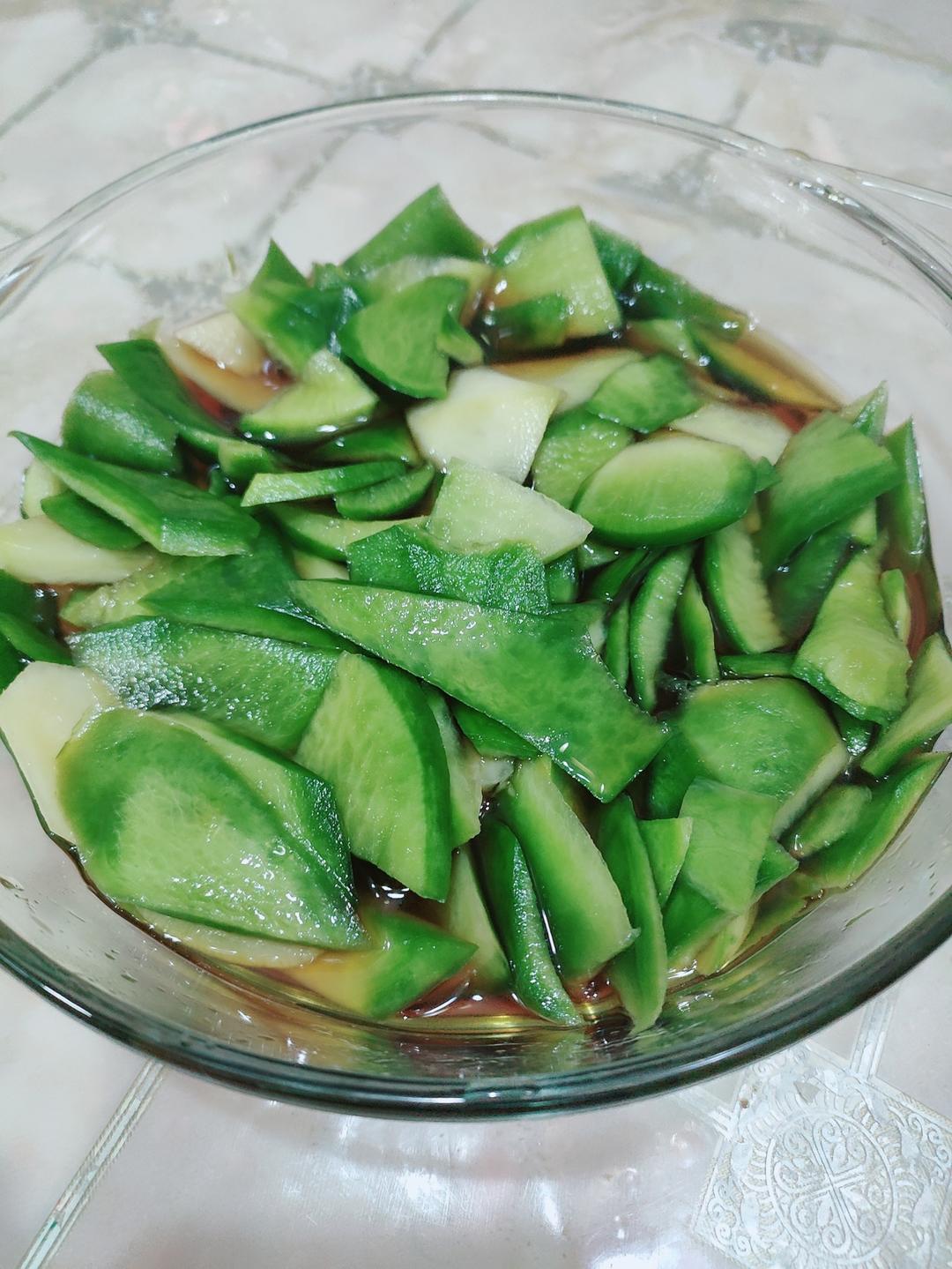 东北特色腌黄瓜