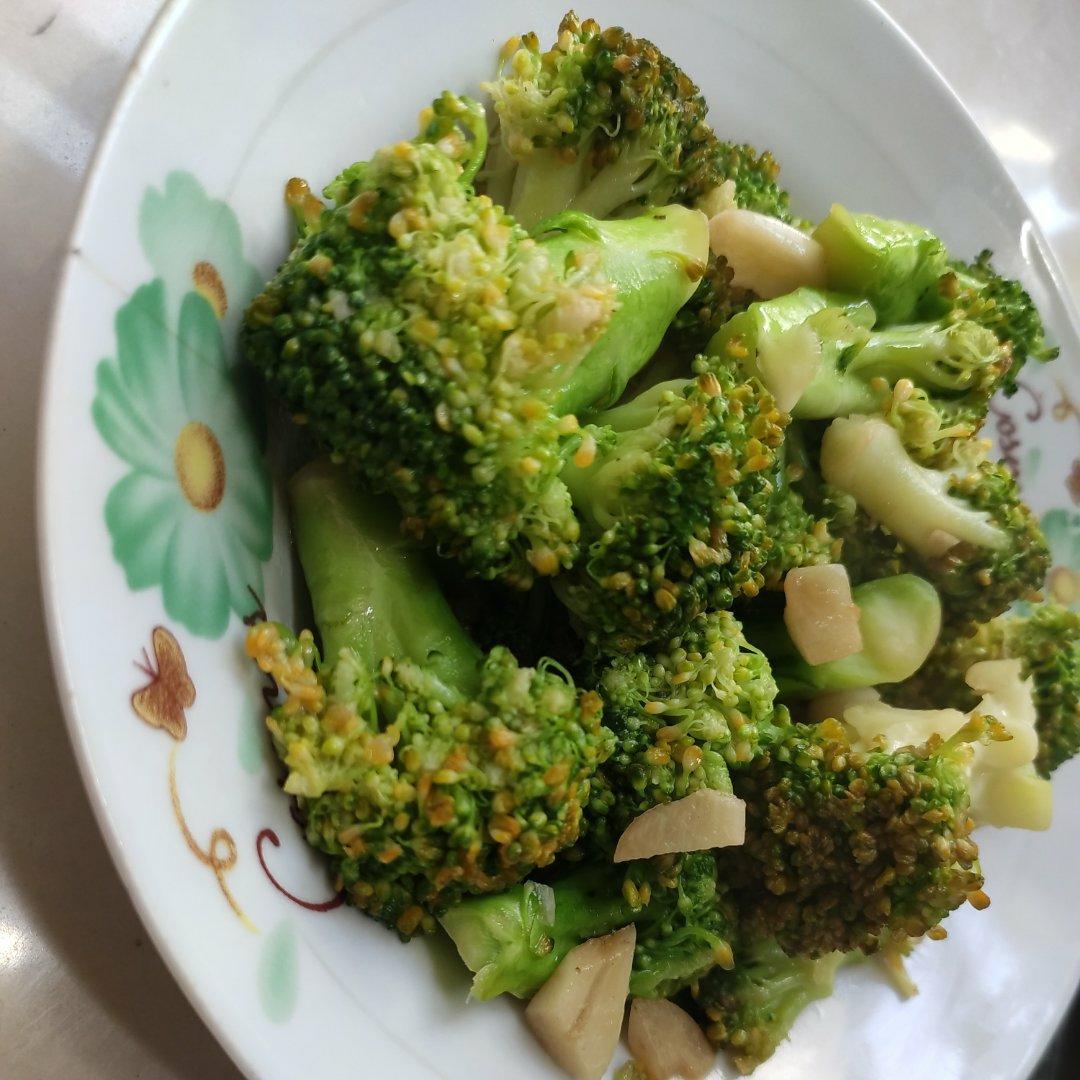 蚝油蒜蓉西兰花