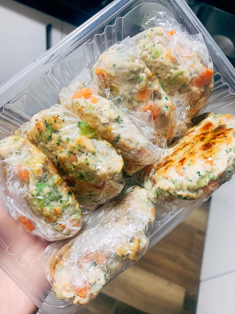 减肥餐低脂鸡胸肉饼