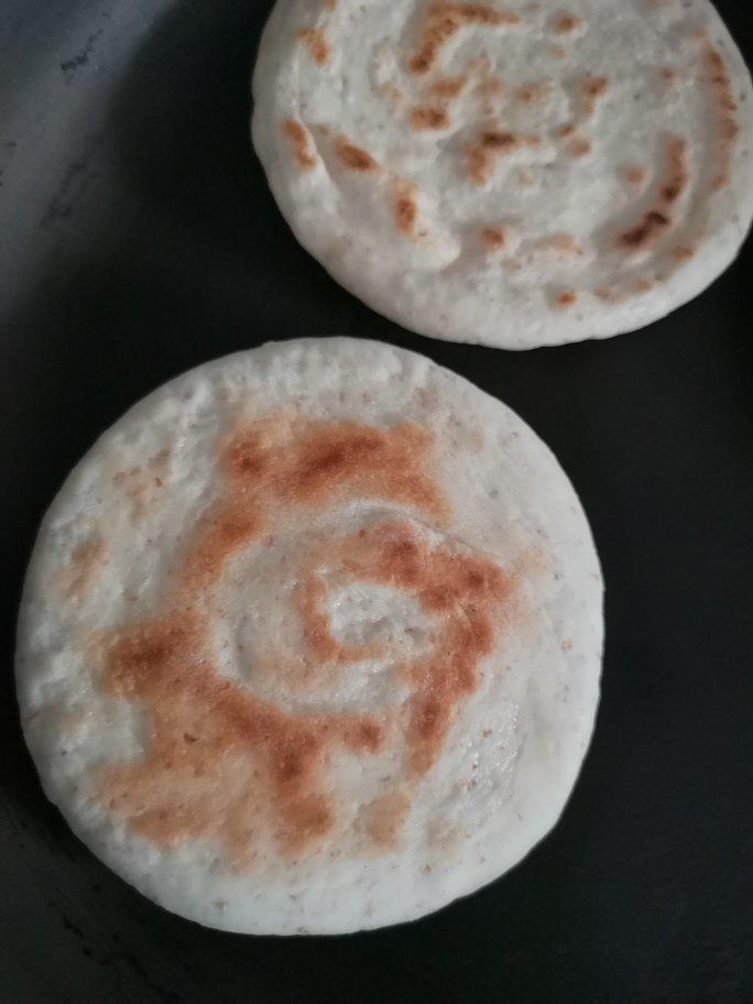 白吉馍加腊汁肉