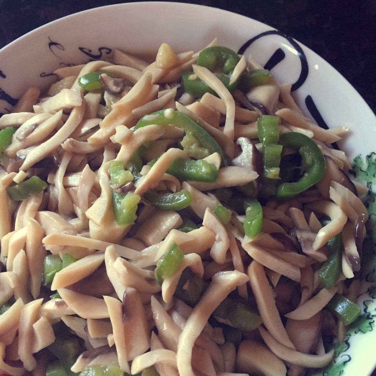 青椒素炒杏鲍菇