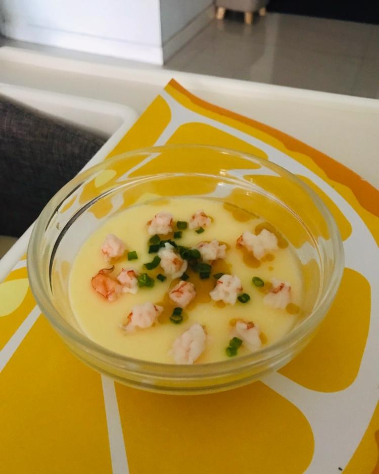 滑嫩的虾仁蛋羹