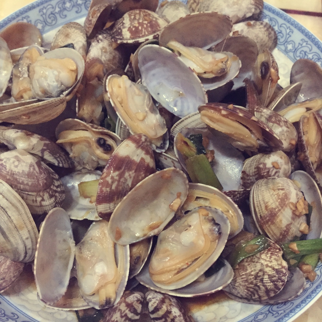 蒜香炒花甲
