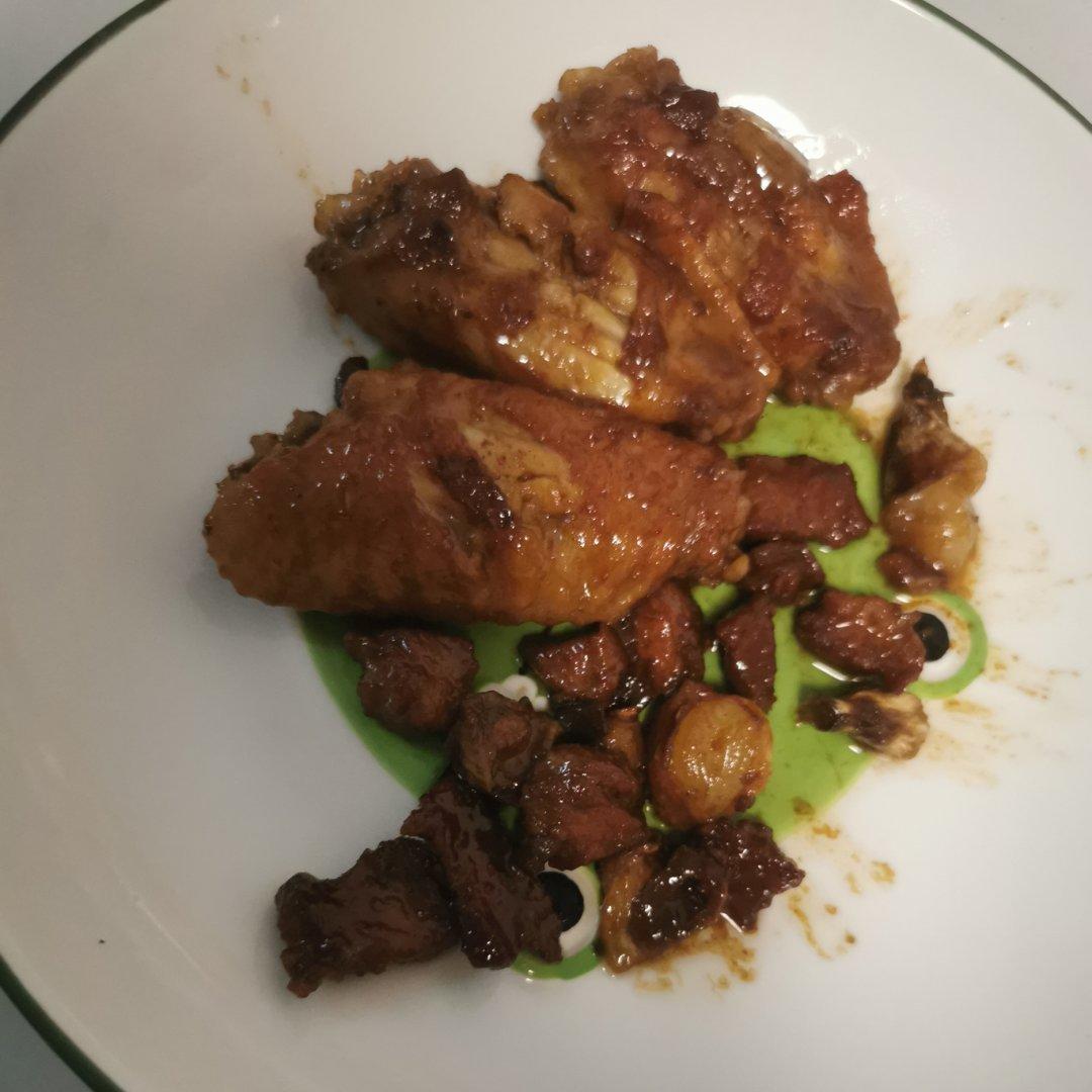 蒜香蚝油鸡翅中