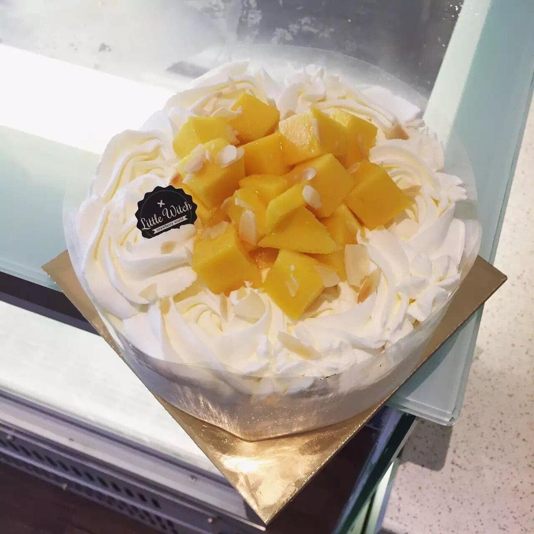 芒果奥利奥生日蛋糕！的做法