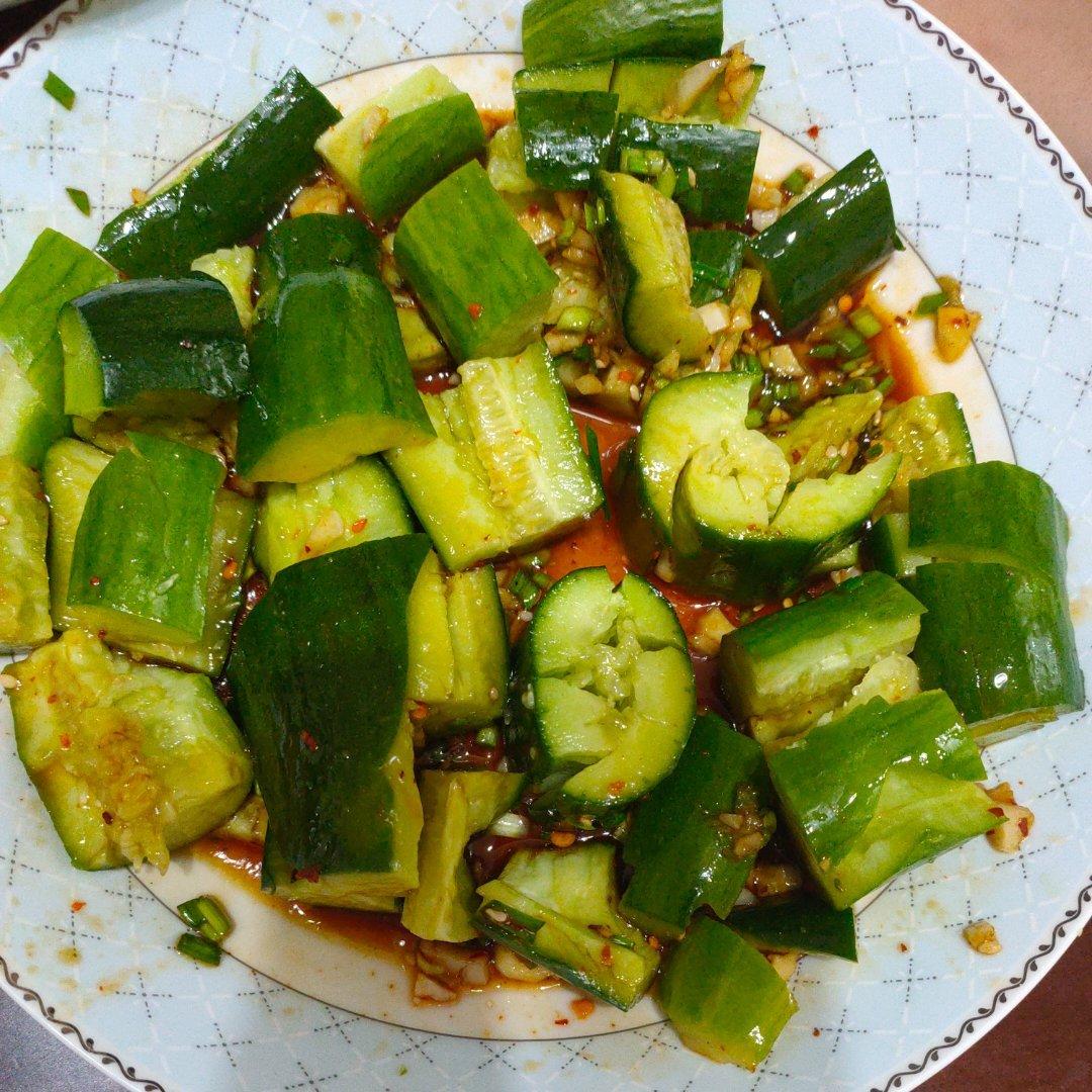 【🌈酸酸辣辣巨开胃～超过瘾的凉拌黄瓜图片】做饭吧xili_下厨房