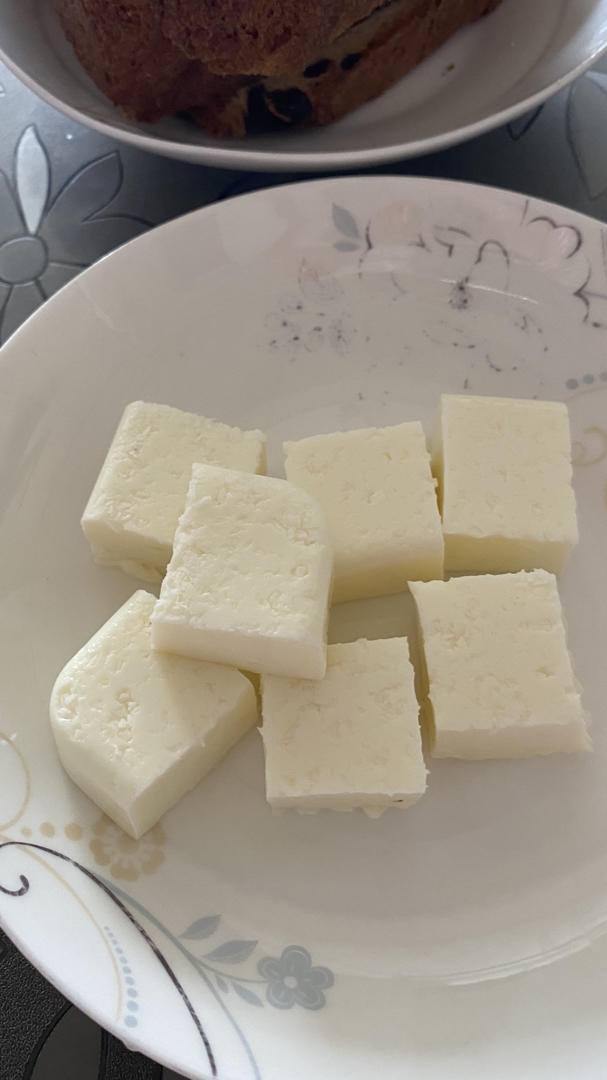 完胜85度C牛奶椰丝小方