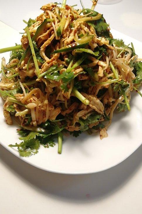 麻辣鸡丝