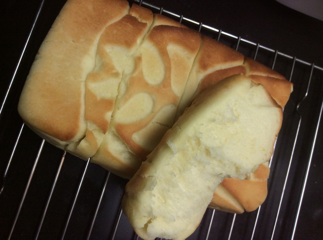 超级好吃的原味面包（面包机版）