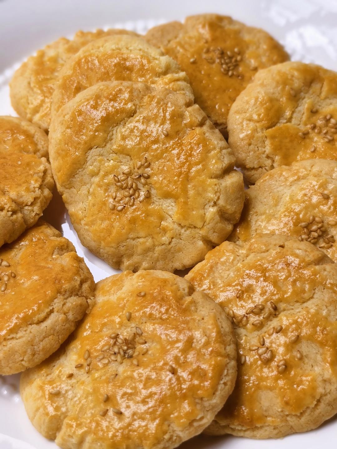 轻轻一按就碎掉的原味桃酥（不输猪油版）