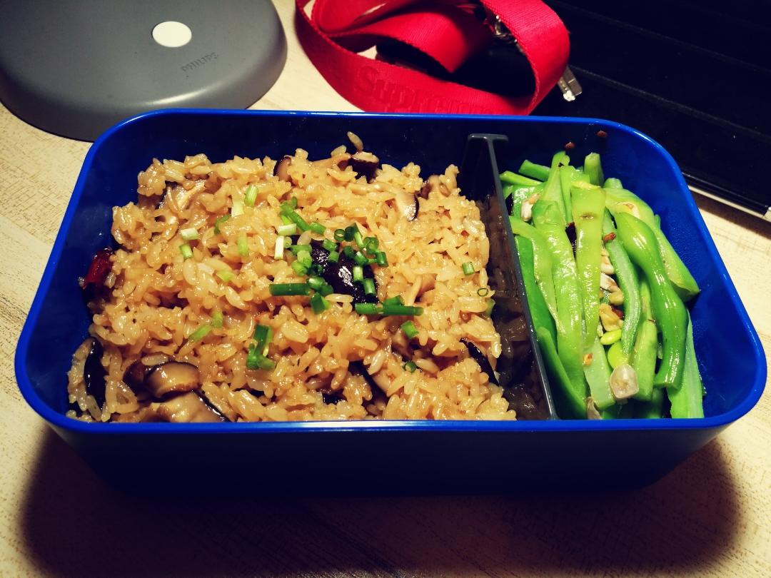 【香菇油饭】