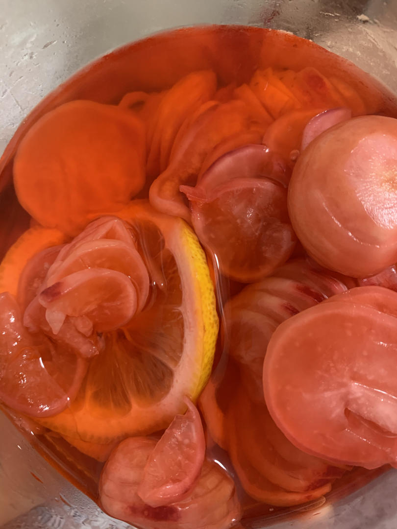 酸甜爽口的【糖渍樱桃萝卜】高颜值百搭配菜