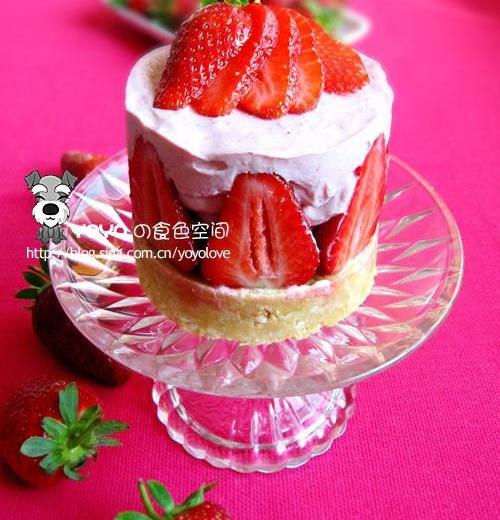 草莓幕司蛋糕的做法