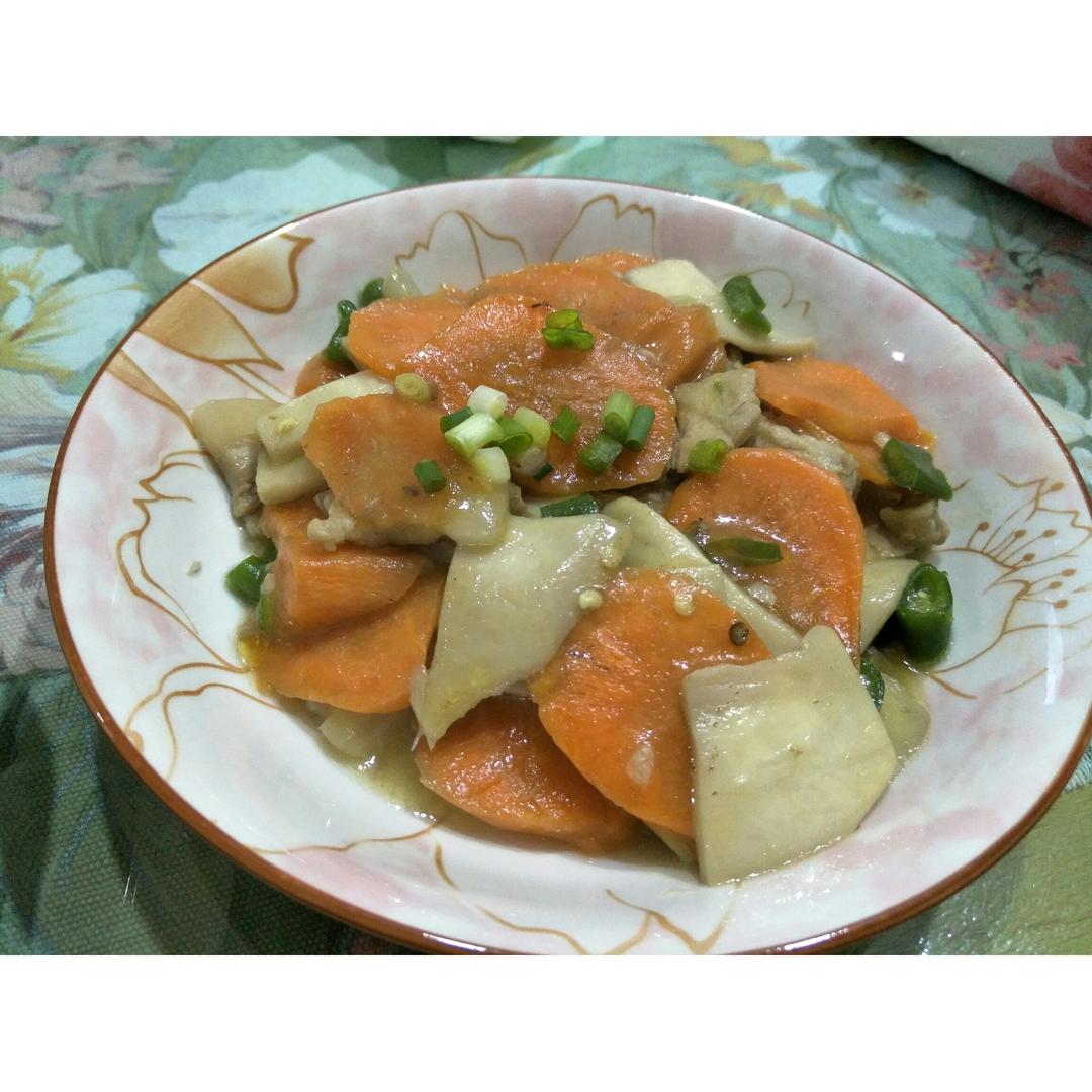 杏鲍菇胡萝卜丝炒肉