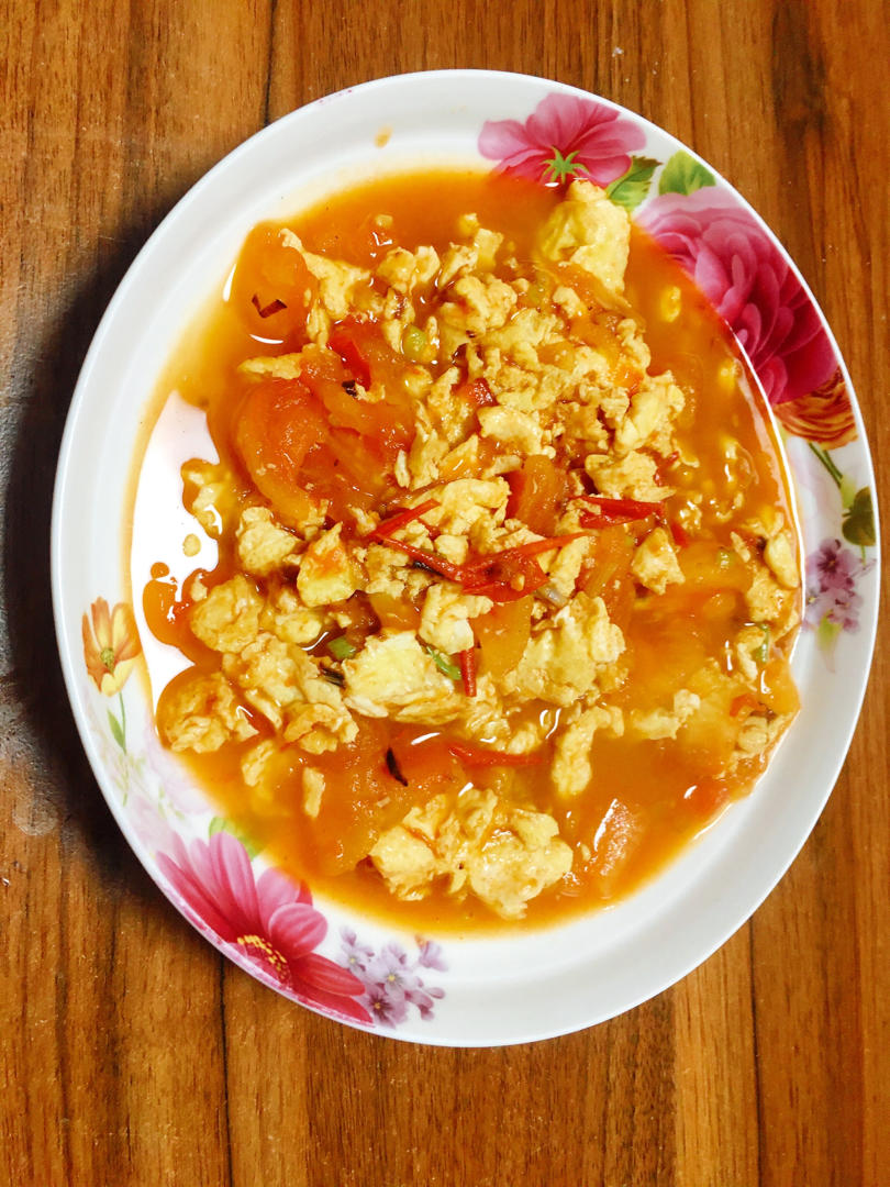 西红柿炒鸡蛋时，多加这一步，鸡蛋香嫩又入味