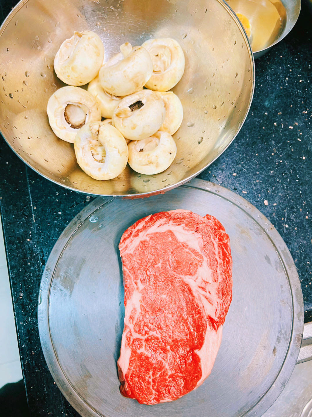 韭菜盒子【3月北鼎珐琅铸铁锅食谱】