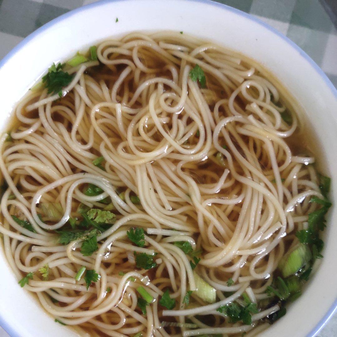 【清汤龙须面图片】跃悦_下厨房