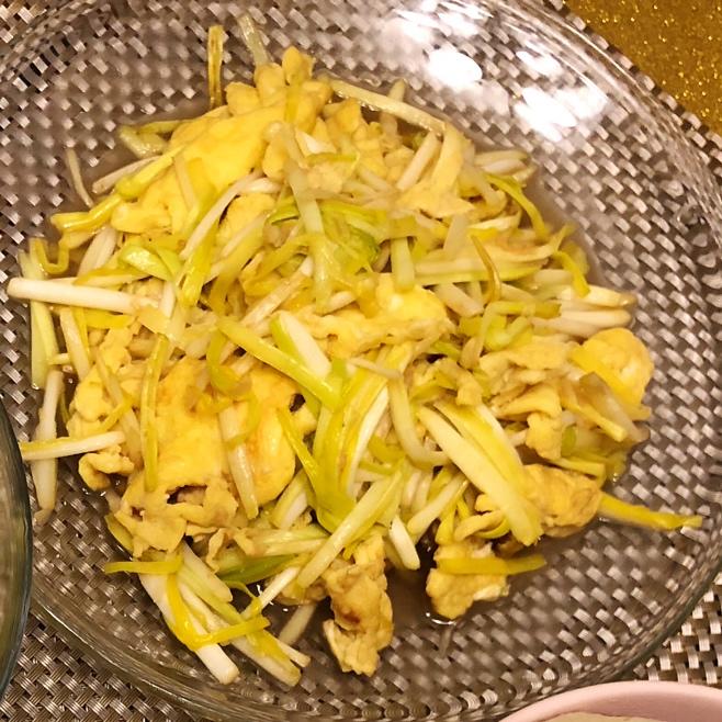 家常蒜黄炒鸡蛋
