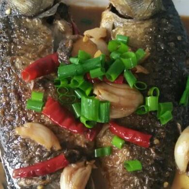 红烧鲫鱼