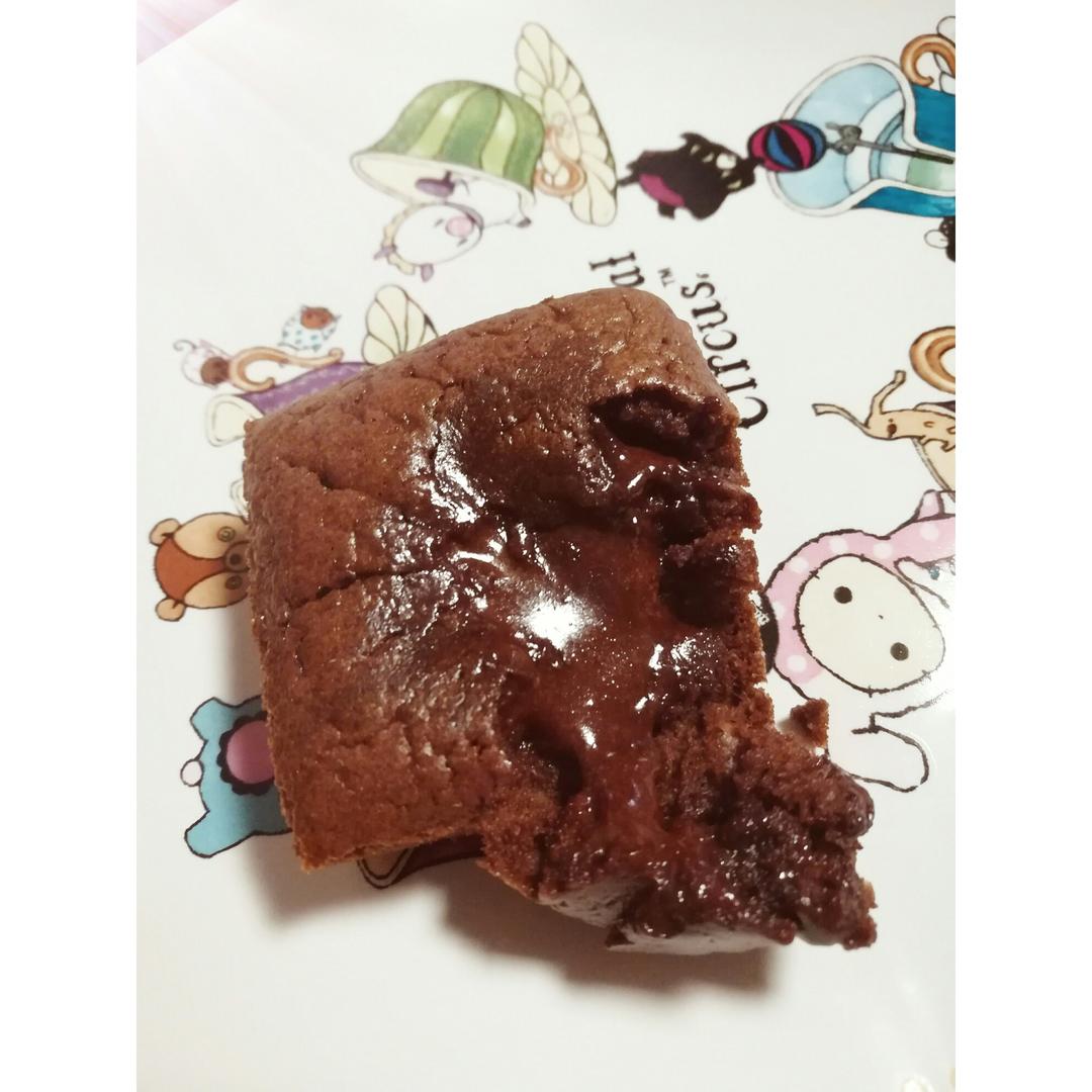 巧克力熔岩蛋糕
