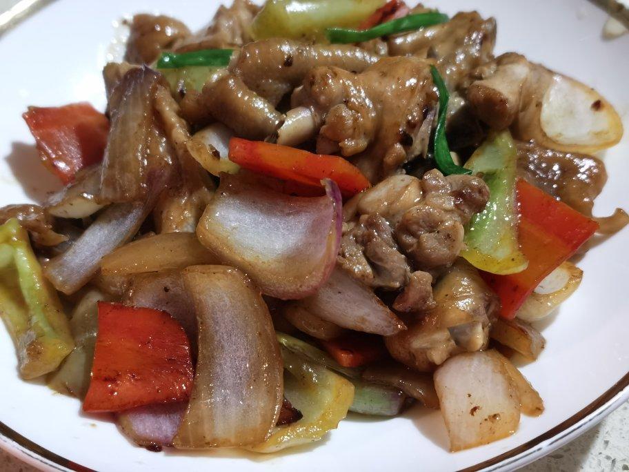 家常小炒~青椒🌶炒鸡块