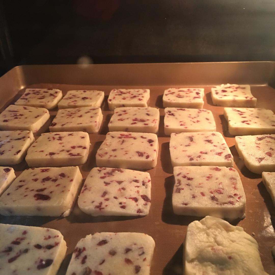 极简风炼奶小饼干
