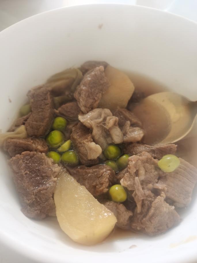 炖牛腩