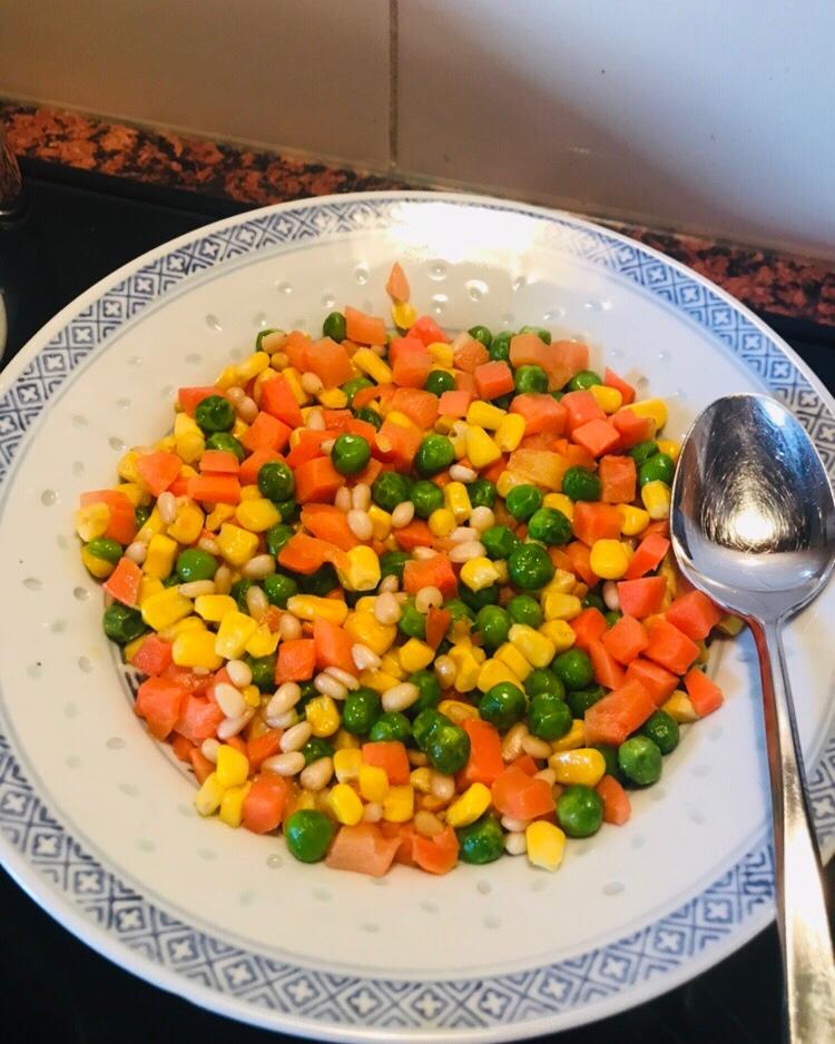 松仁玉米