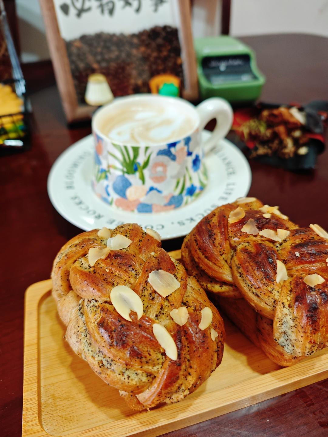 红茶奶酥小吐司