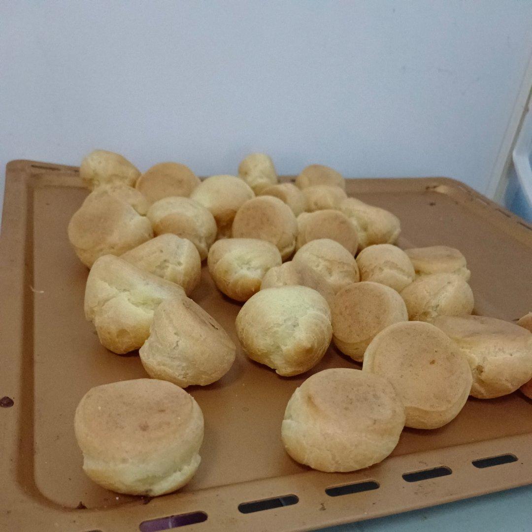 简单易成功的奶油小泡芙做法