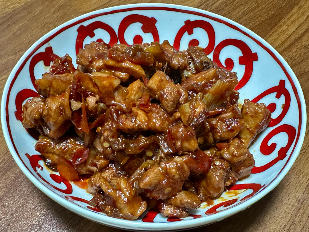 传统正宗的啤酒鸭配方和做法，鲜嫩香浓，只需炒千万不要焯水