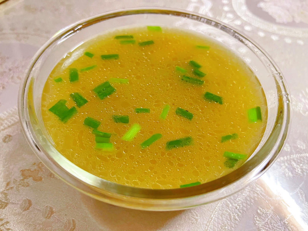 鲜掉眉毛口蘑汤