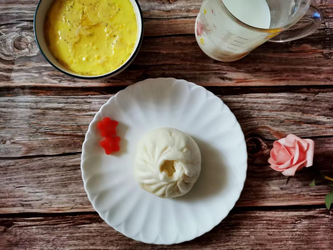 纯奶手撕吐司的做法 步骤1