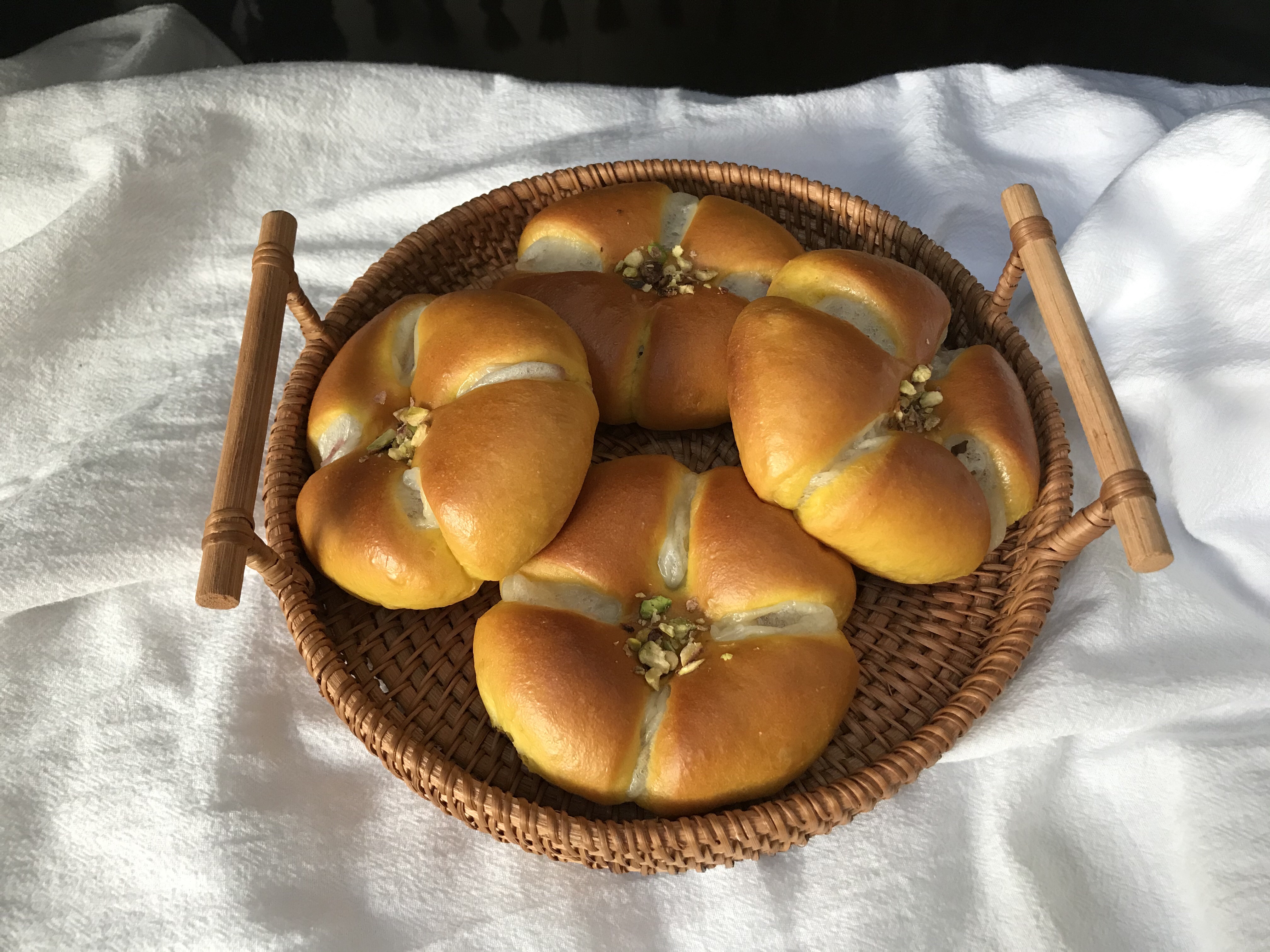 芋泥麻薯🎃小餐包的做法