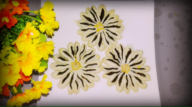 枣花酥，枣泥菊花酥