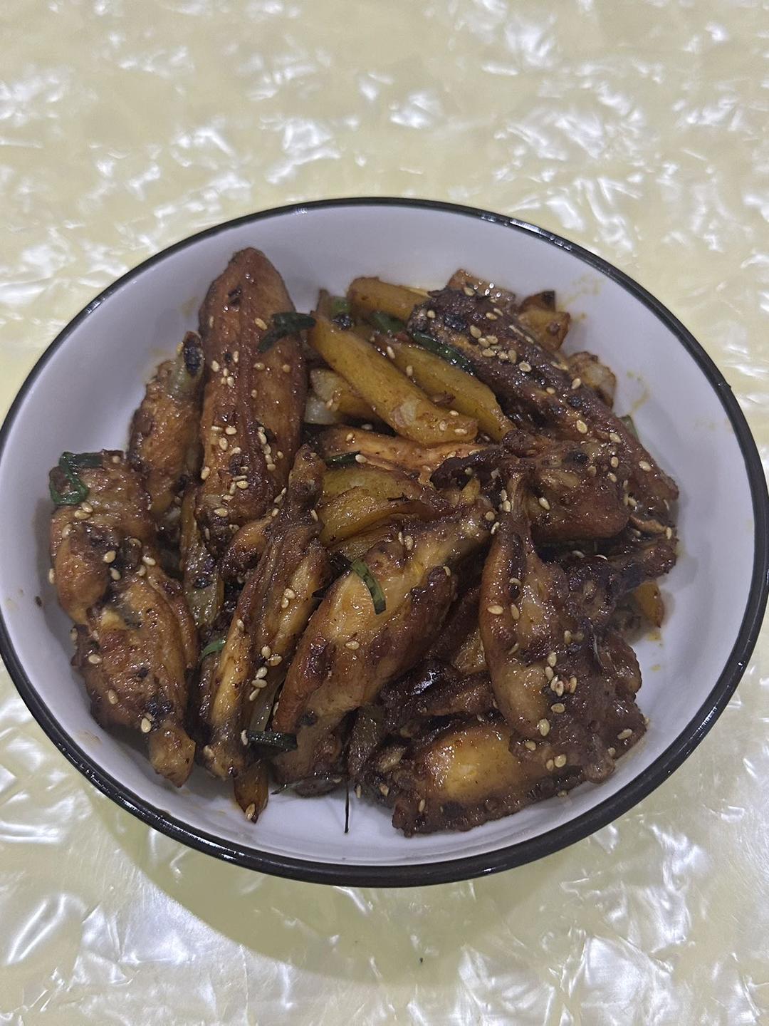麻辣干锅鸡翅｜学会了就是你的拿手菜