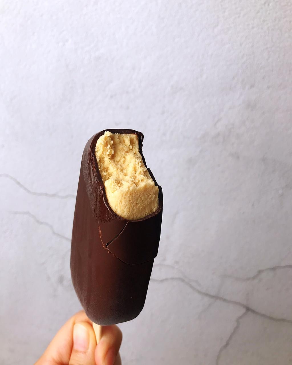 babyannie做的秒杀梦龙4款巧克力脆皮雪糕