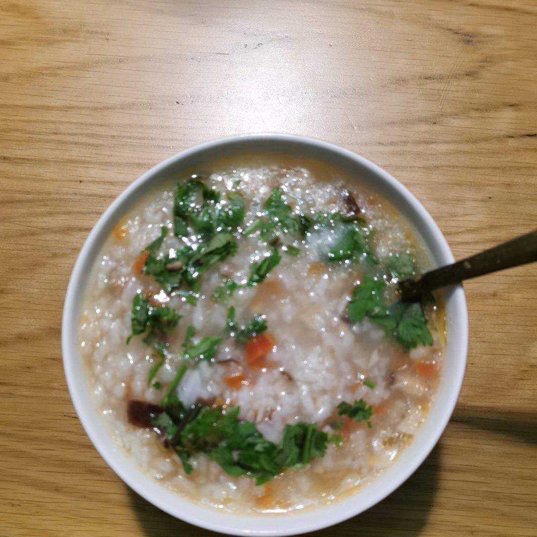 花菇胡萝卜瘦肉粥