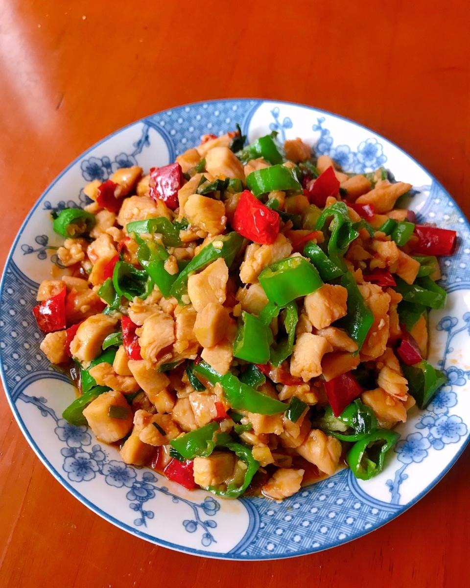 辣炒鸡丁（米饭屠夫）