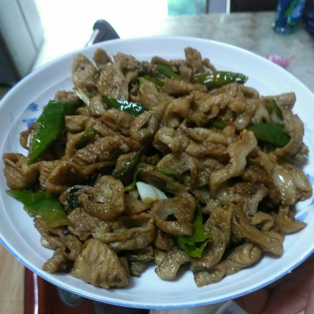 好吃到爆火爆肥肠