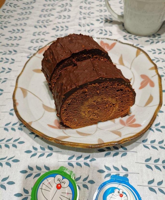🍫梦龙蛋糕卷. 巧克力脆皮蛋糕卷 by pink-rabbit
