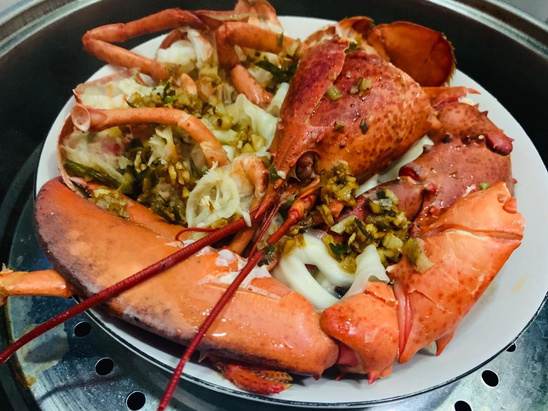 蒜蓉粉丝蒸龙虾