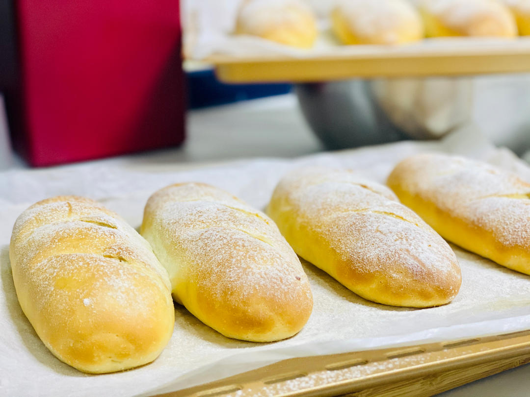 内心柔软的蔓越莓芝士软欧包