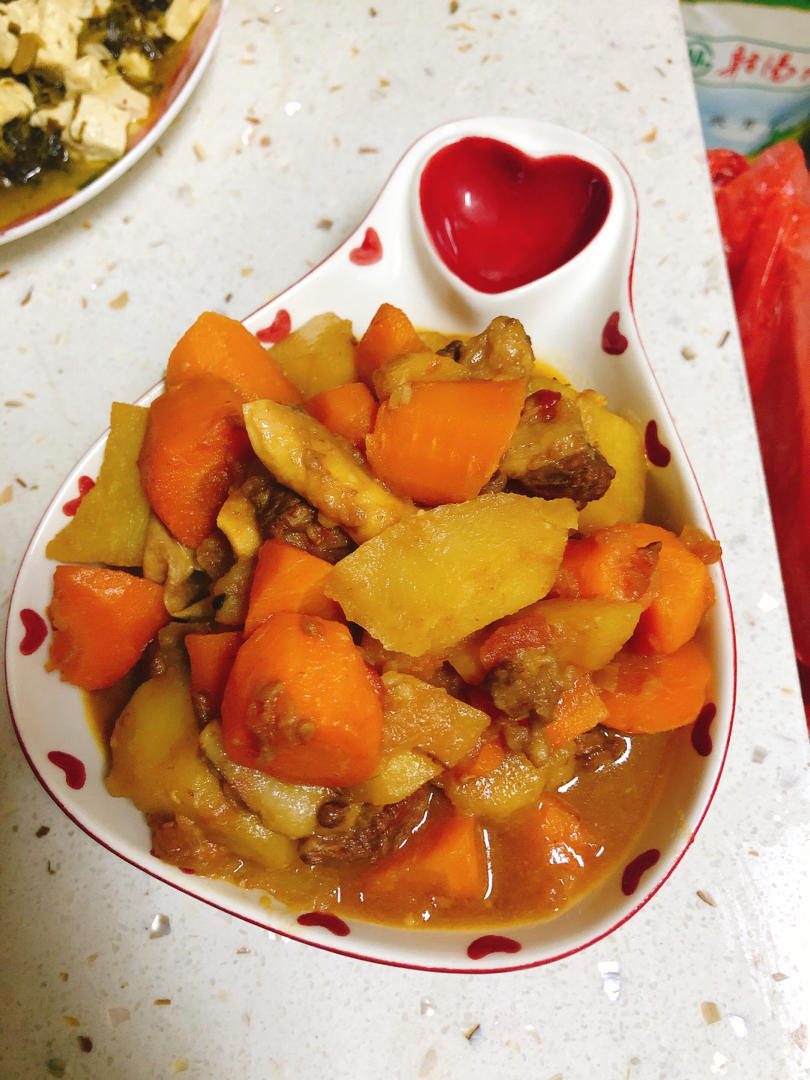 红烧牛肉土豆 （独家秘制）