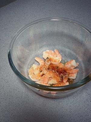 生酮食谱41｜让煎虾变好吃的秘诀 百搭任何沙拉的做法 步骤2