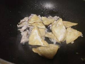 香煎豆腐炒肉的做法 步骤9
