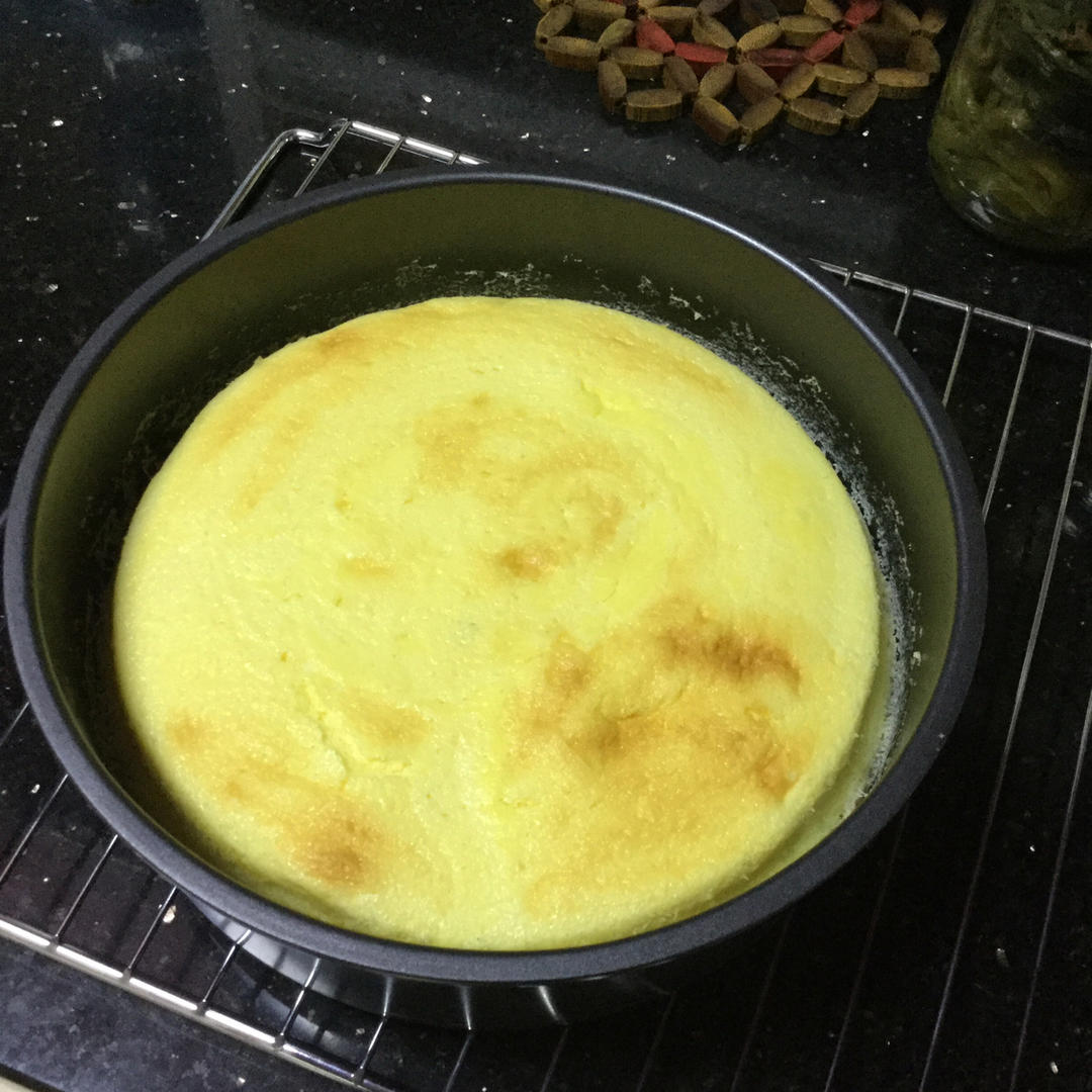 柠檬轻乳酪蛋糕