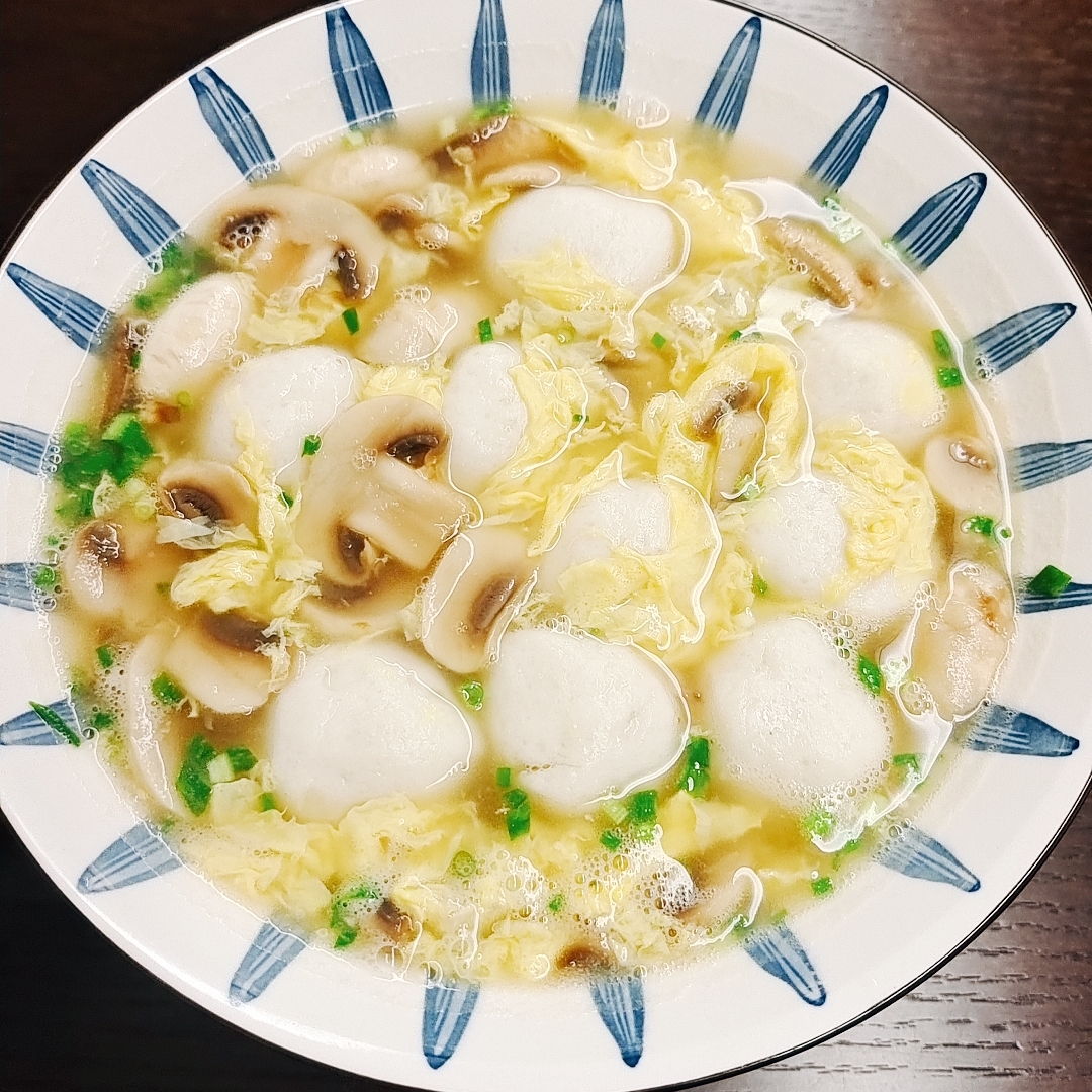 蘑菇（口蘑）丸子鸡蛋汤的做法