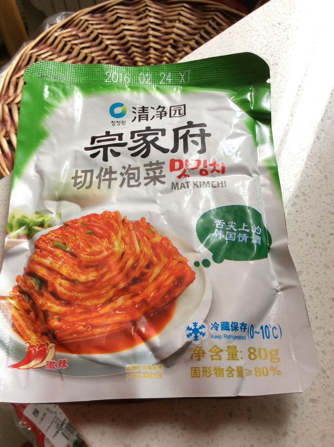 韩式辣白菜豆腐汤的做法 步骤2